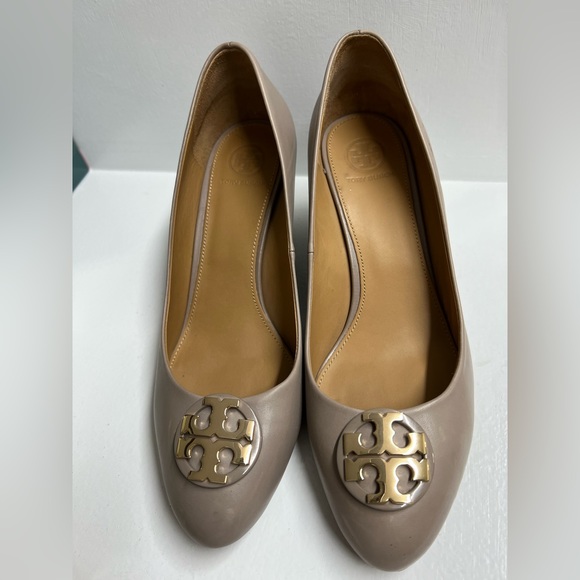 Tory Burch heels size 8 - Picture 3 of 7
